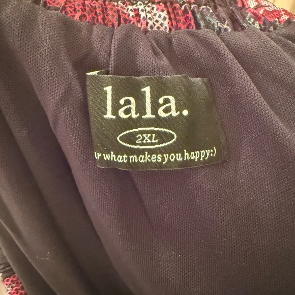 Dressed in Lala Ćest la Vie Plissé Skirt Set in Cross Stitch Floral - 2X - Picture 10 of 10